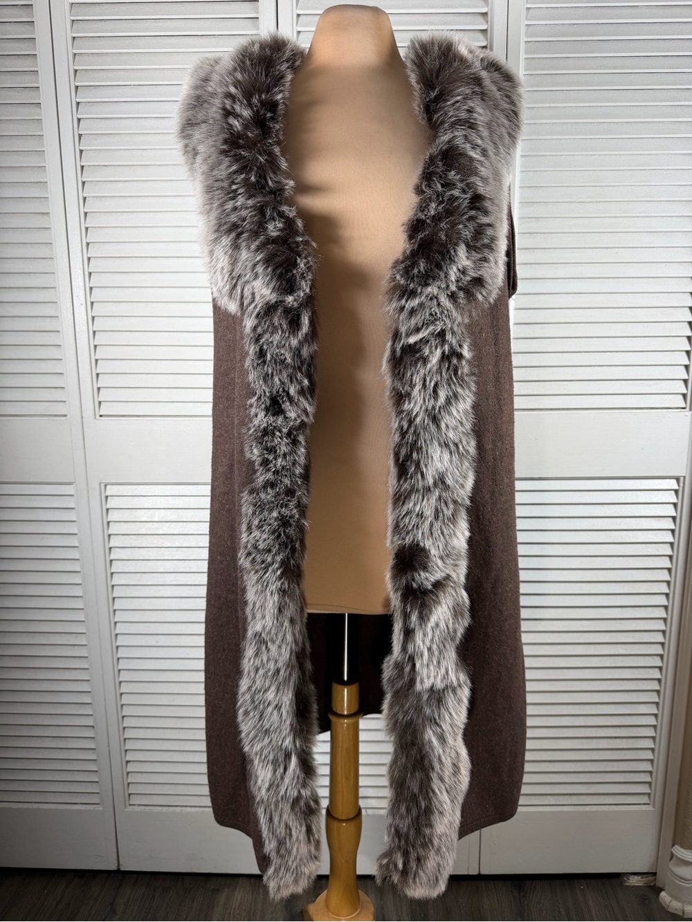 Sioni S/M Brown Longline Faux Fur Trim Duster Vest Sleeveless Boho